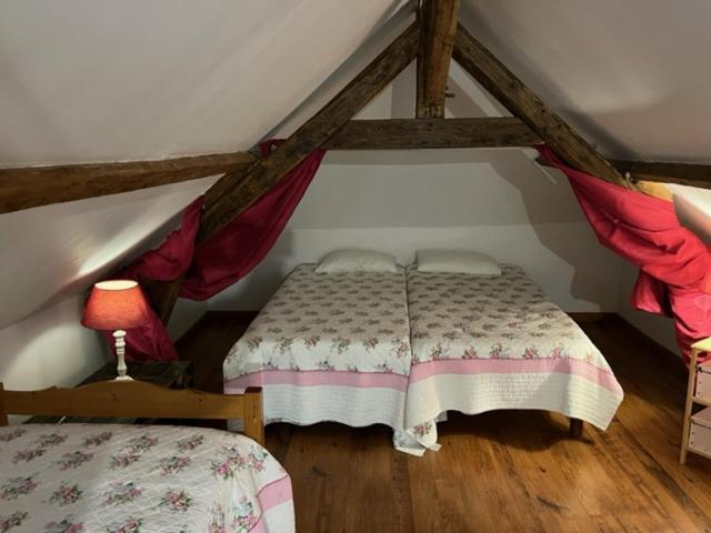 Le Petit Chateau Saint-Michel  Kamer foto