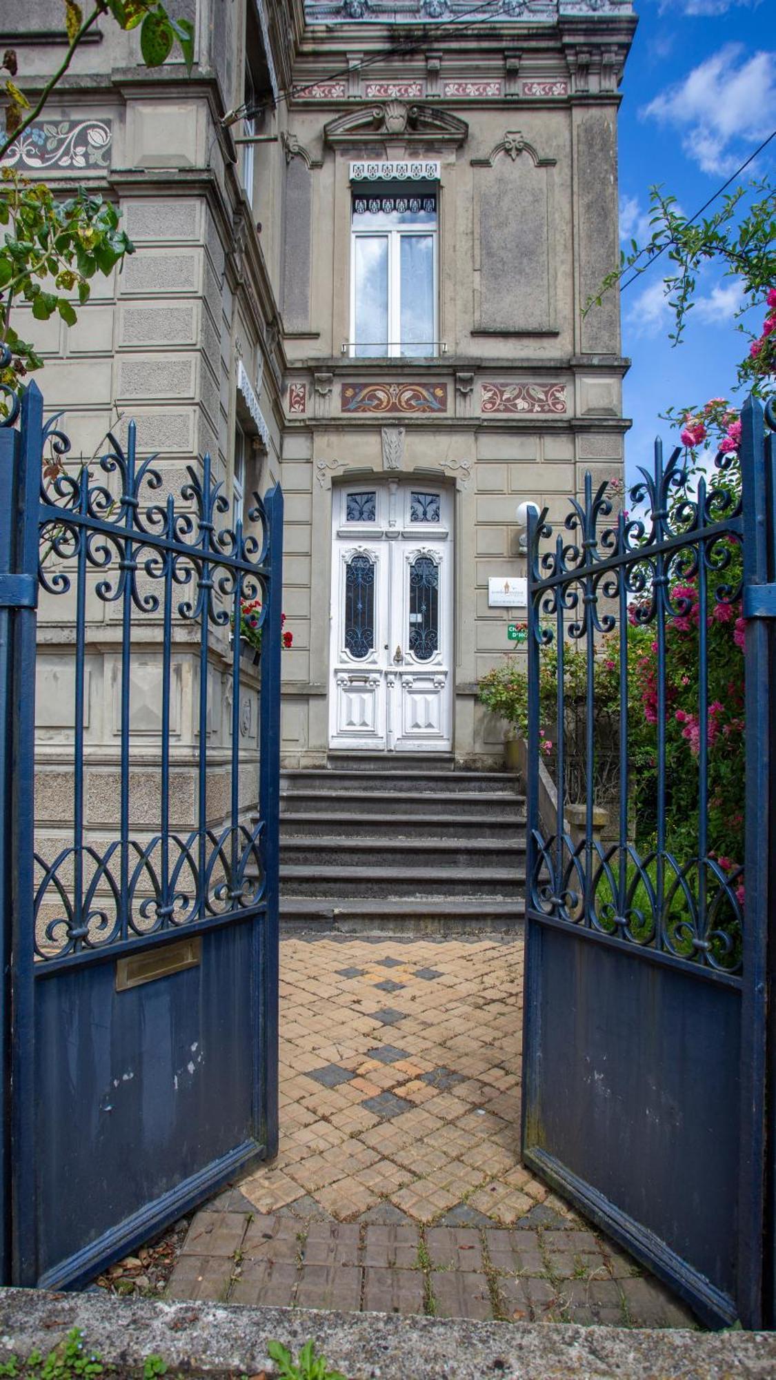 Le Petit Chateau Saint-Michel  Buitenkant foto