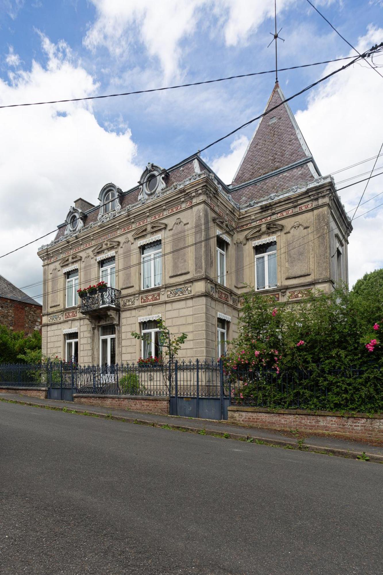 Le Petit Chateau Saint-Michel  Buitenkant foto